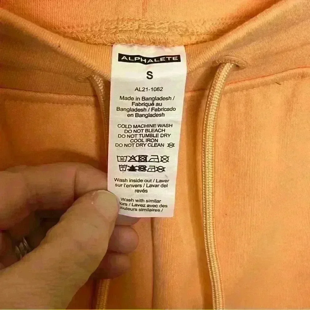 Alphalete Shorts Women Small Orange NWOT Athletic Leisure Drawstring Pockets‎